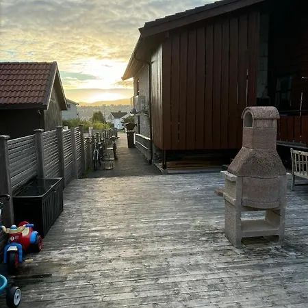 Very Centrally Located Apartment With Free Parking Tromso Exterior photo