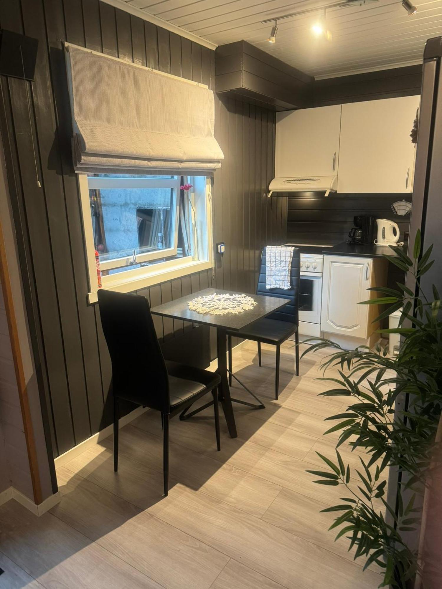 Appartamento Very Centrally Located With Free Parking